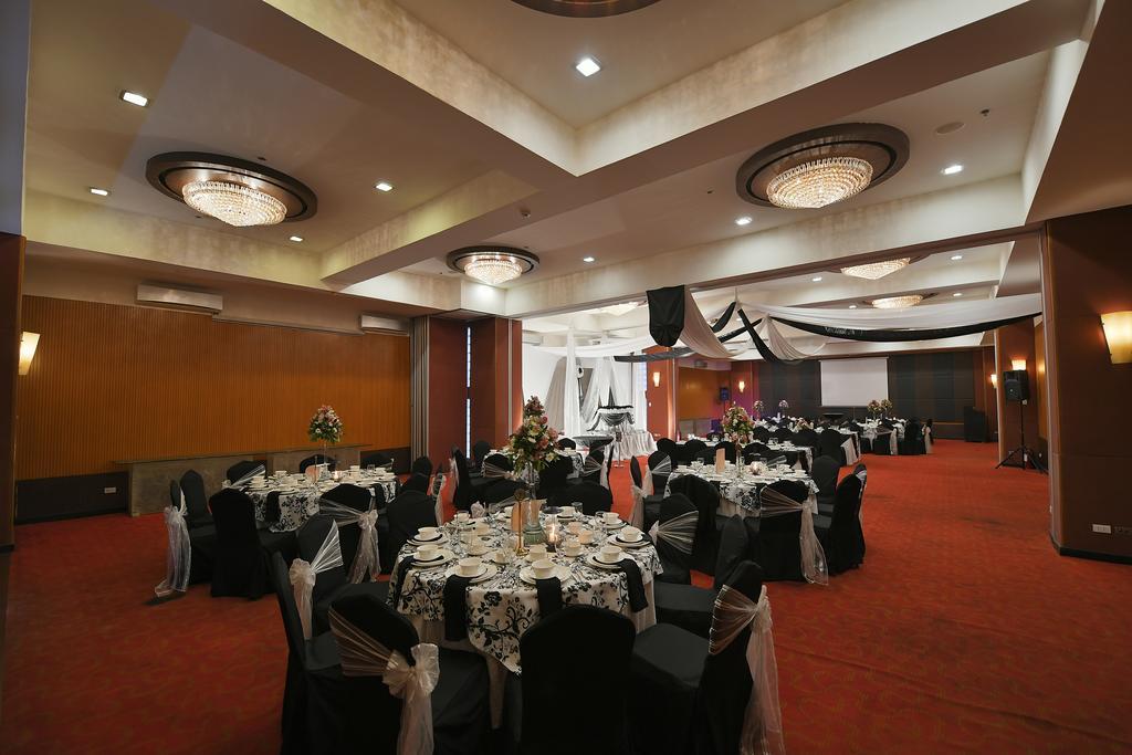 Paseo Premiere Hotel Санта-Роса Екстер'єр фото